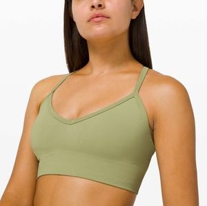 Lululemon Ebb to Street Light Support C/D Cup - Size 8